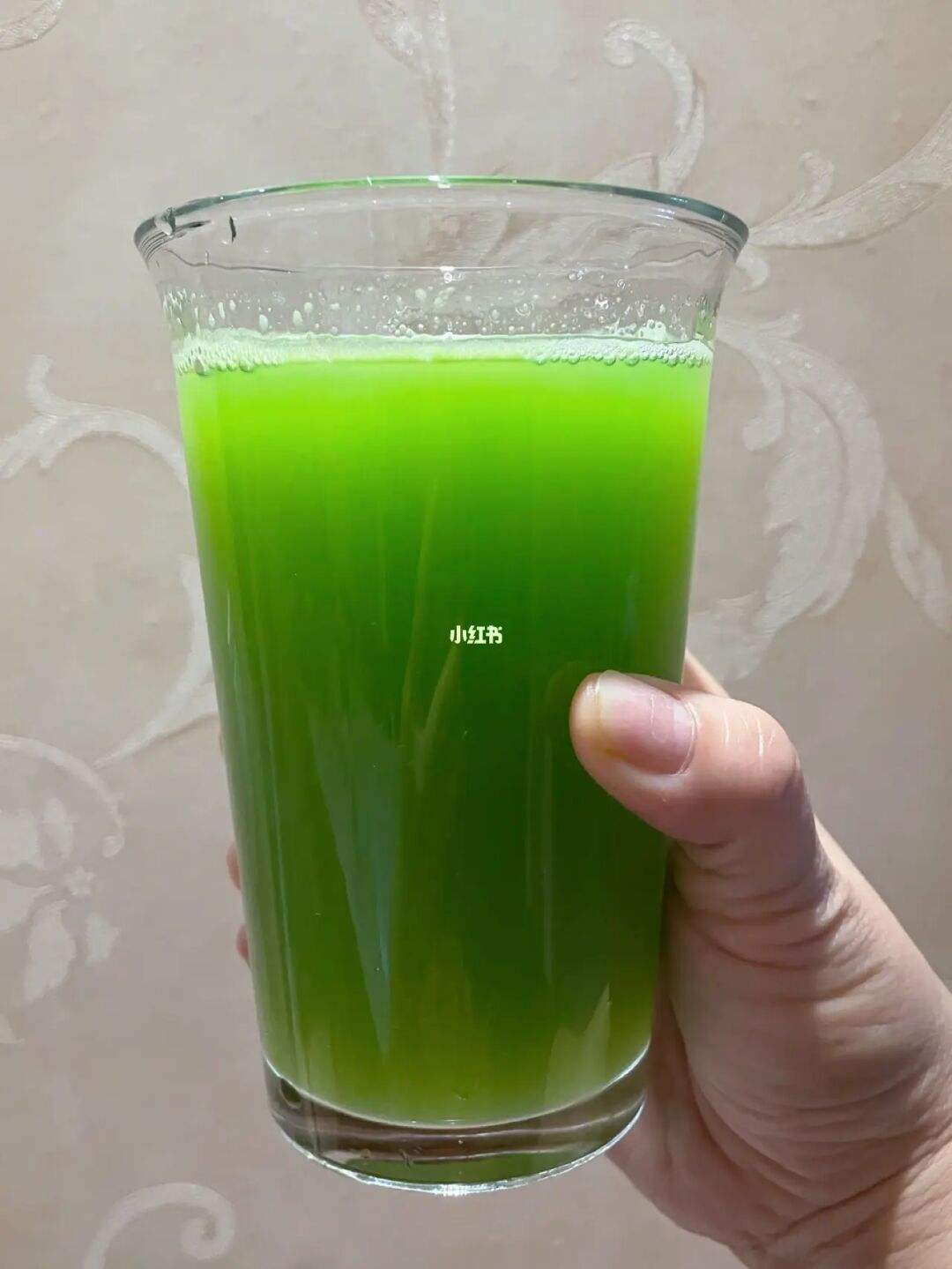 西芹汁(西芹汁降血糖吗)