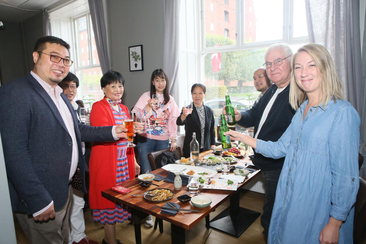 华侨和华人(华侨和华人和华裔)