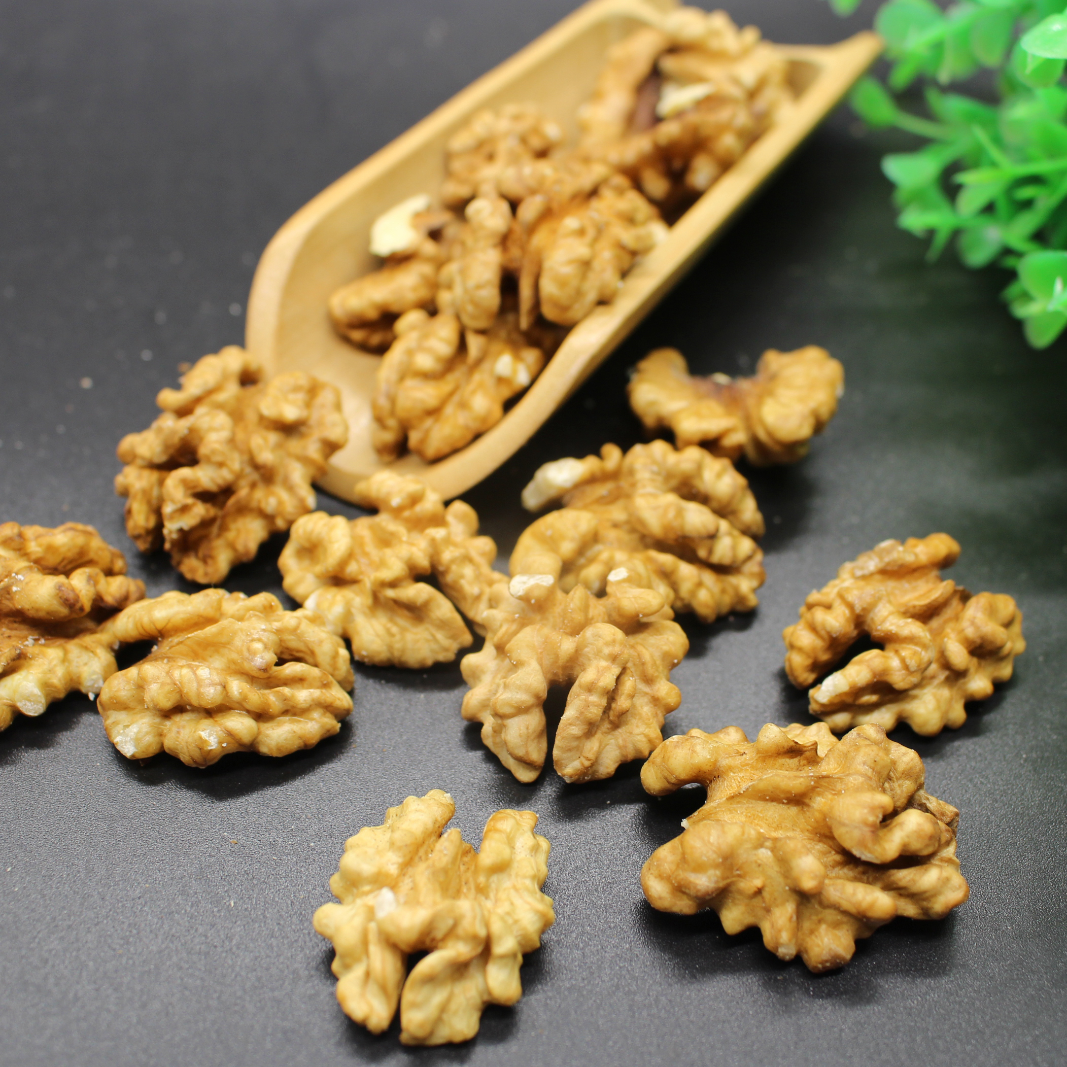 大核桃(大核桃一天吃几个最好)