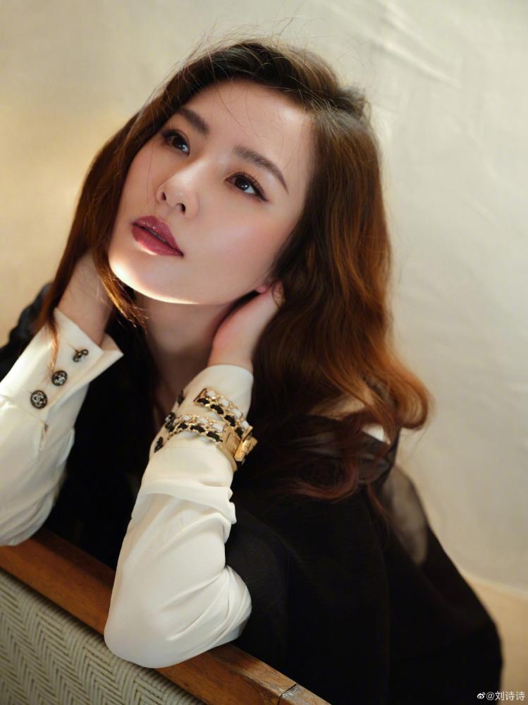 刘诗诗近照(刘诗诗近照2021) 刘诗诗近照(刘诗诗近照2021)