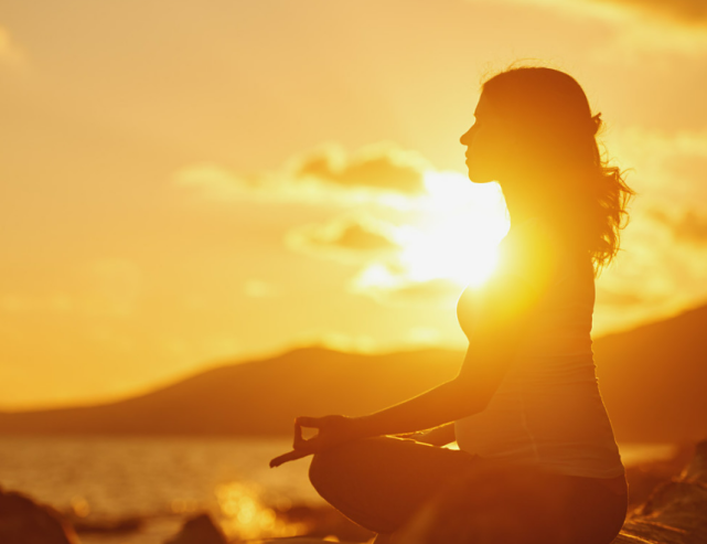 如何冥想训练(冥想的时候脑子里应该想什么) 如何冥想训练(冥想的时候脑子里应该想什么)