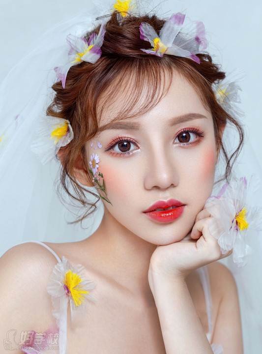 化妆(化妆学校正规学校排名) 化妆(化妆学校正规学校排名)