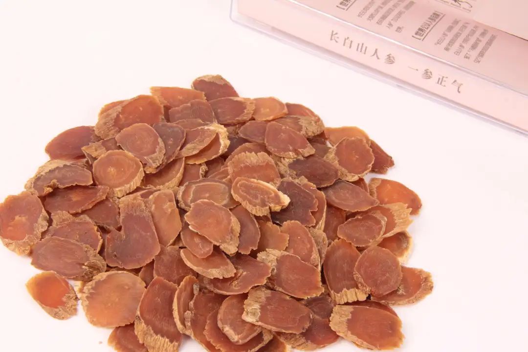 红参的功效与禁忌(红参的功效与禁忌副作用)