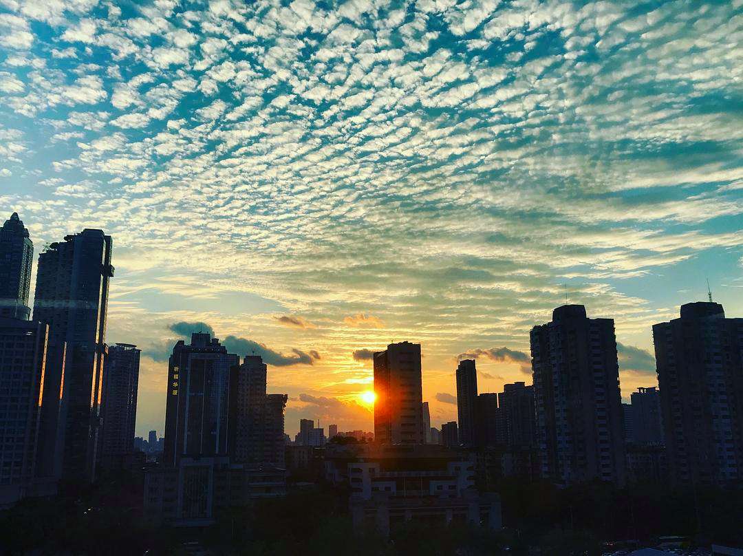 半晚还是傍晚(半晚还是傍晚拼音) 半晚还是傍晚(半晚还是傍晚拼音)