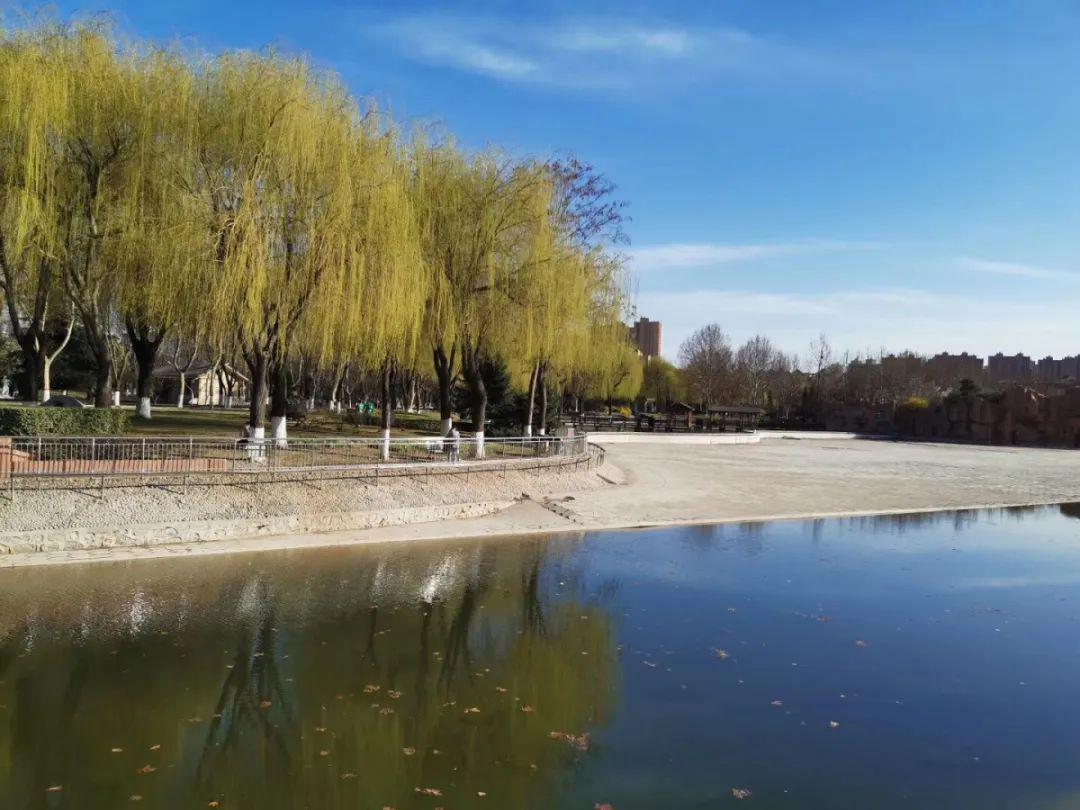 春风的形容词(春风的形容词叠词) 春风的形容词(春风的形容词叠词)