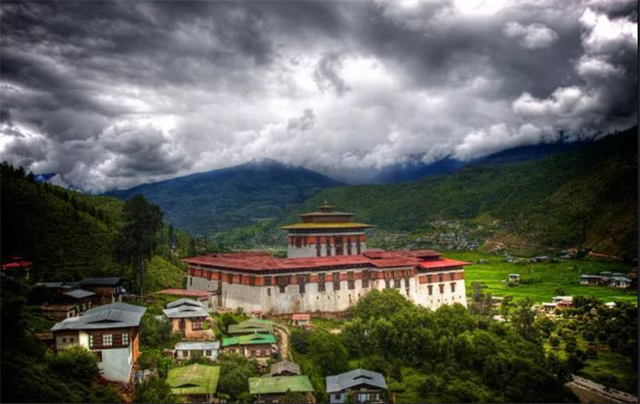 不丹国(不丹国王)